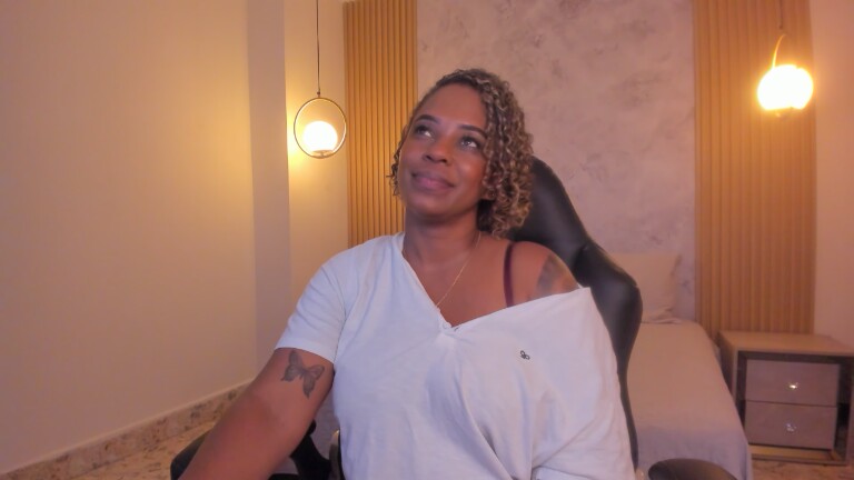 AyanaBrown's Streamate show and profile