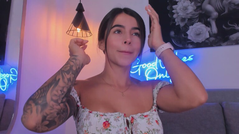 MacarenaEscobar27's Streamate show and profile