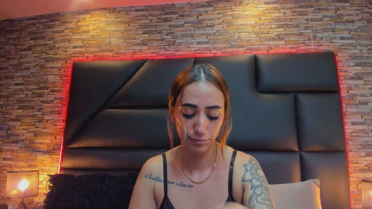 AnnieLaureen's Streamate show and profile