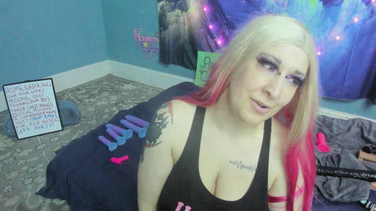ShaeWednesday's Streamate show and profile