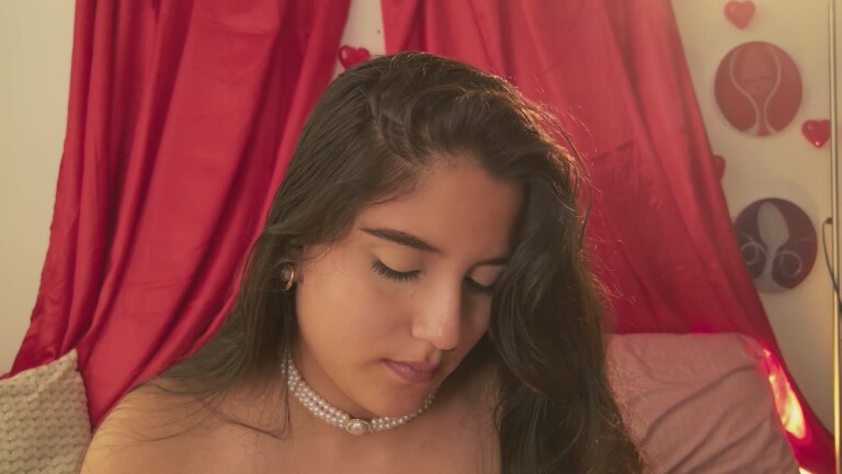 HaileyBunny_18's Streamate show and profile