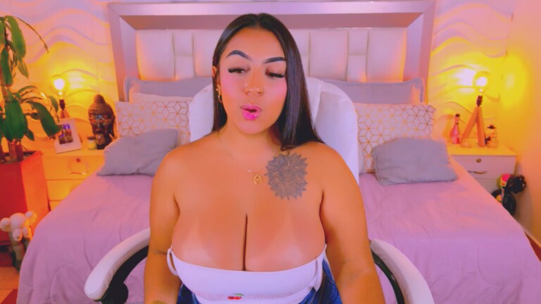 MartinaPiero's Streamate show and profile