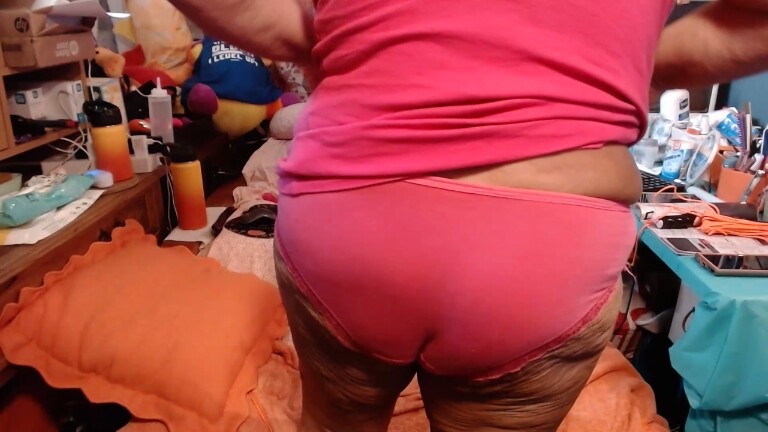 ClaudiaMidwestWife's Streamate show and profile