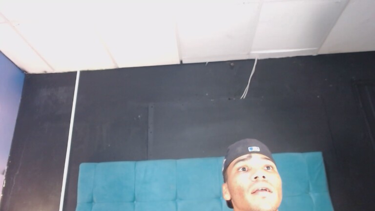 KatiiiGill's Streamate show and profile