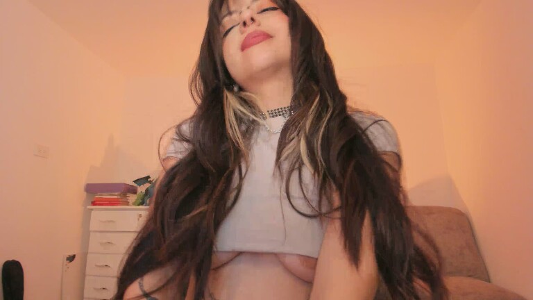 NicoJones's Streamate show and profile