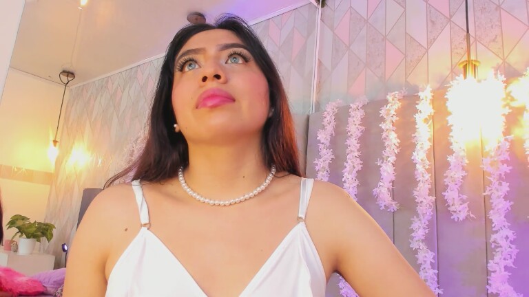 ZoeBell's Streamate show and profile