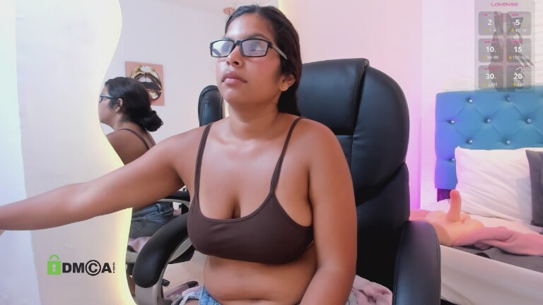 dulcecooper19's Streamate show and profile