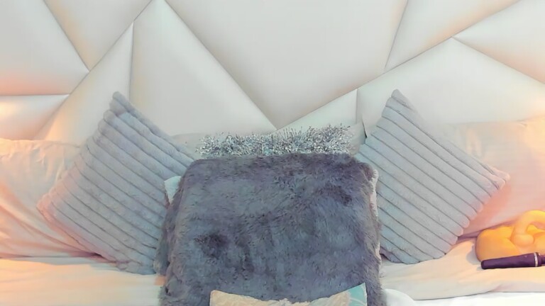 TyraaLambert's Streamate show and profile