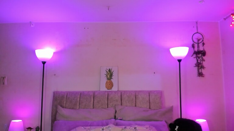 Eliina_Jhonson's Streamate show and profile