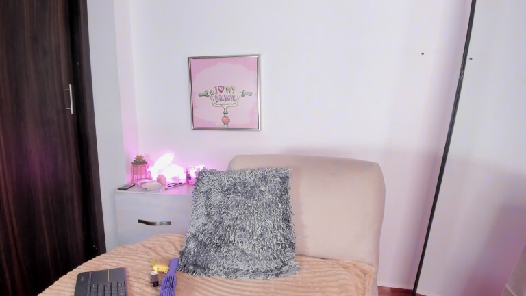 PaulettePetty's Streamate show and profile