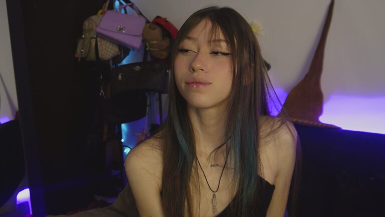 namismith18's Streamate show and profile