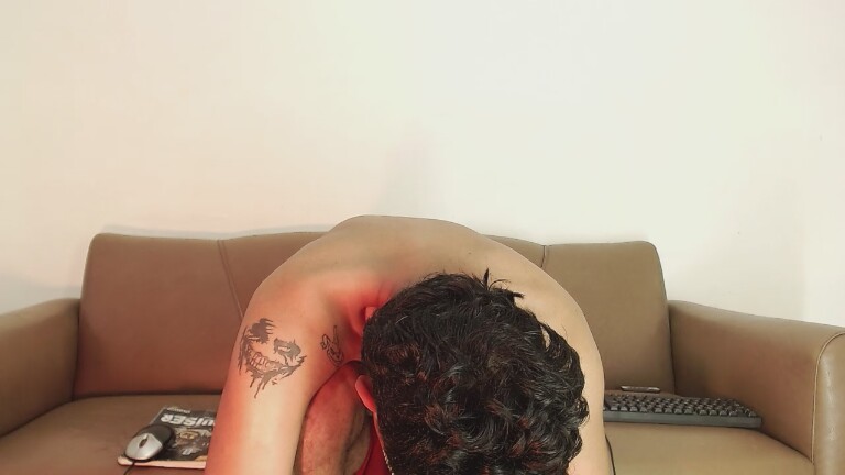 Emiliano_hott's Streamate show and profile