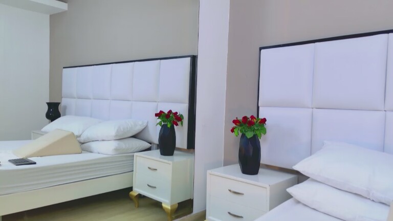 AlisBella's Streamate show and profile