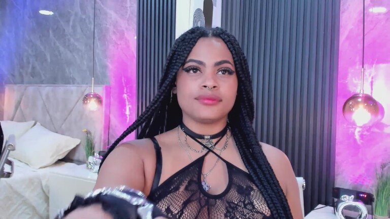 Shantall_Evans's Streamate show and profile