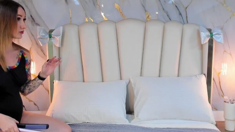 HannahLane's Streamate show and profile