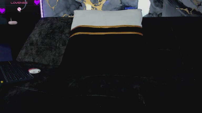 karinamillerr's Streamate show and profile