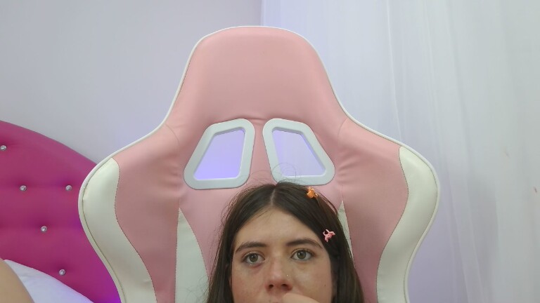 Juana_Miel's Streamate show and profile