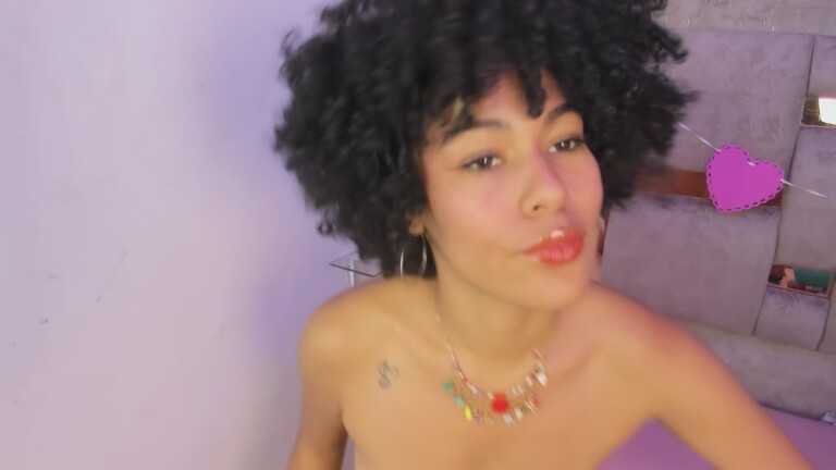 BaddieDelayla's Streamate show and profile