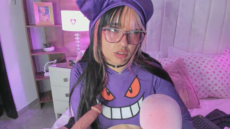 MaddieWaves's Streamate show and profile