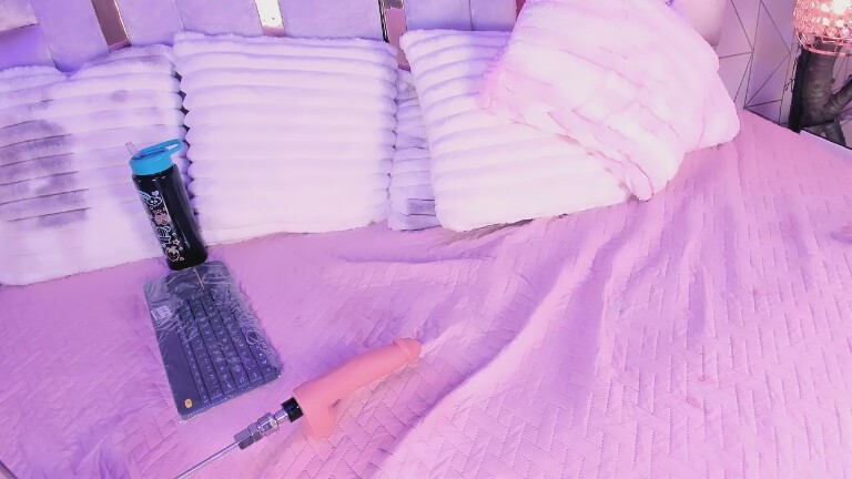 Naomistar111's Streamate show and profile