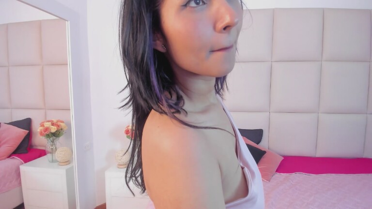 SamanthaLevy's Streamate show and profile