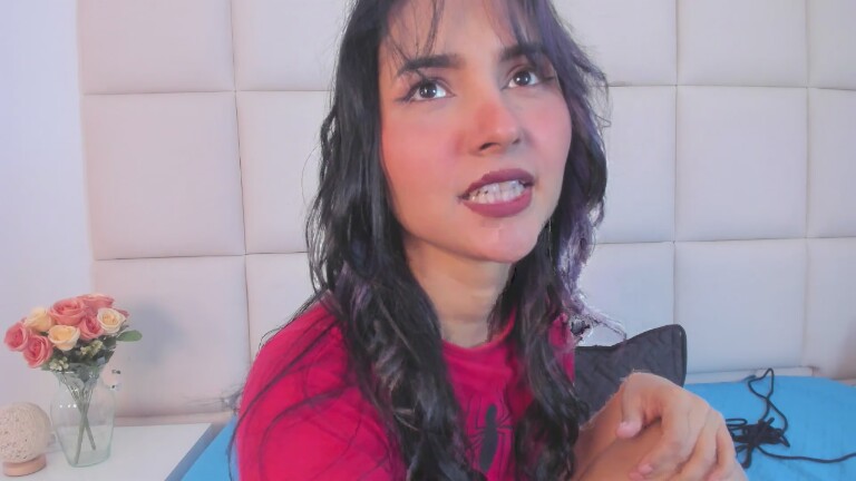 SamanthaLevy's Streamate show and profile