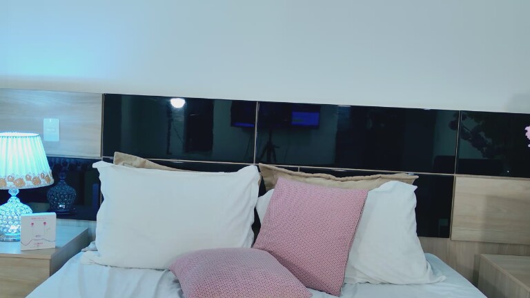 DaphneWayne's Streamate show and profile