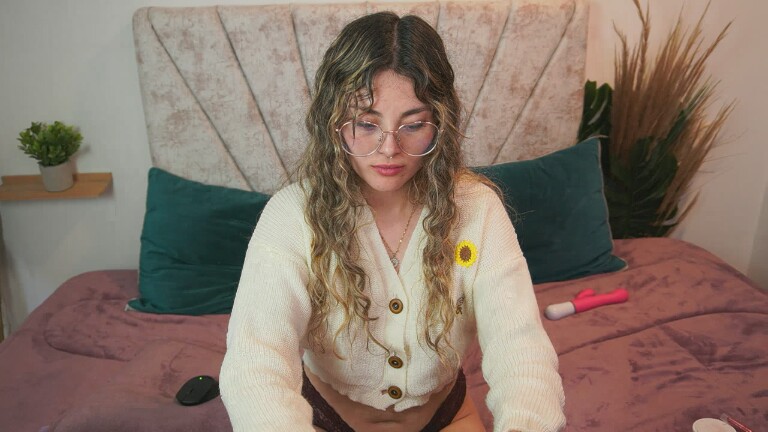 IamAbbi's Streamate show and profile