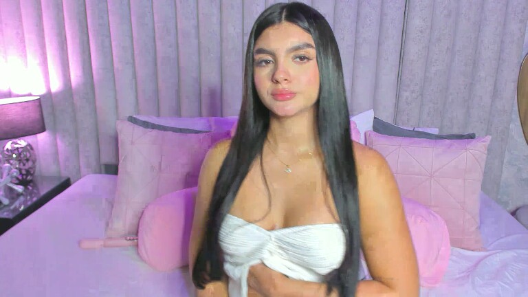 SamiLewis's Streamate show and profile