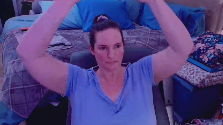 Nina's Streamate show and profile