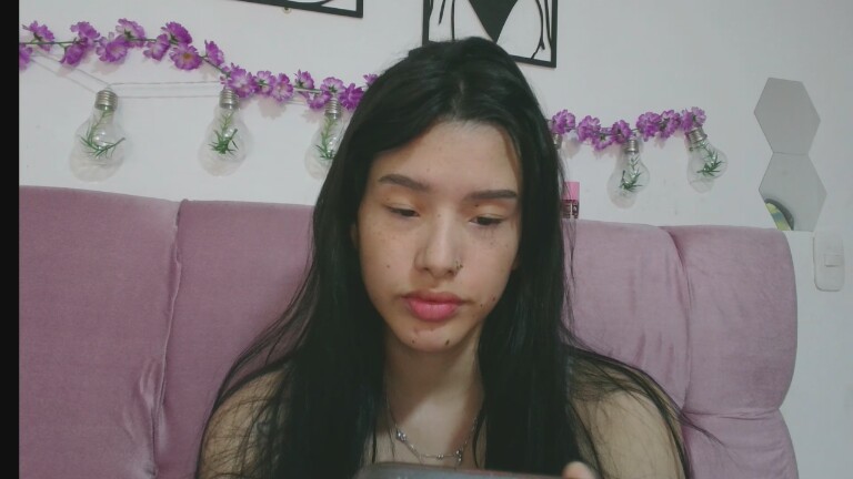 ZakuraPrincess's Streamate show and profile