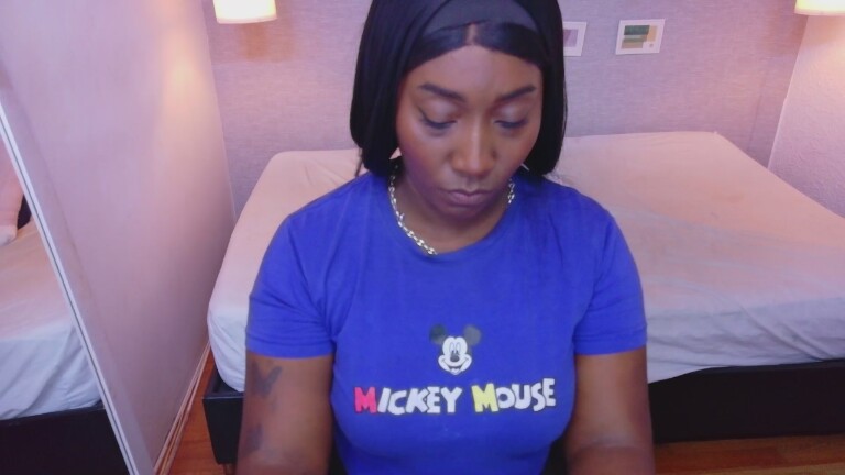 Kiiaraevanss's Streamate show and profile