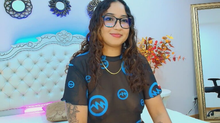 Carol_Rodriguez's Streamate show and profile