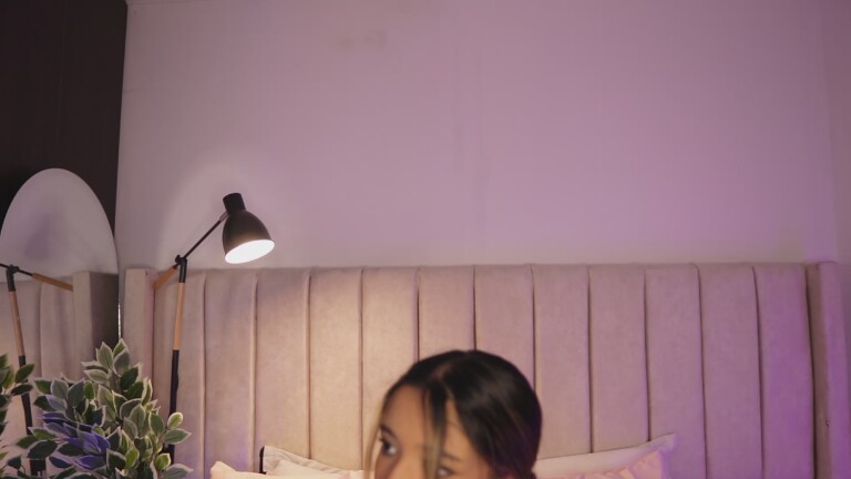 AliceHarriss's Streamate show and profile