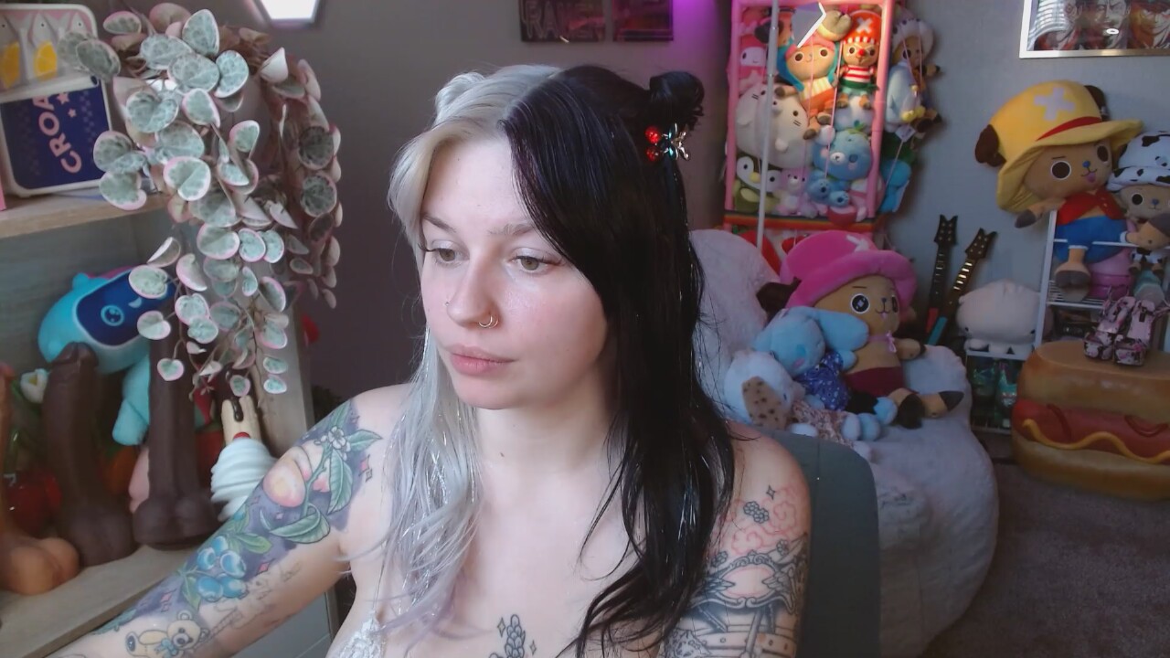 Angelina_Glass