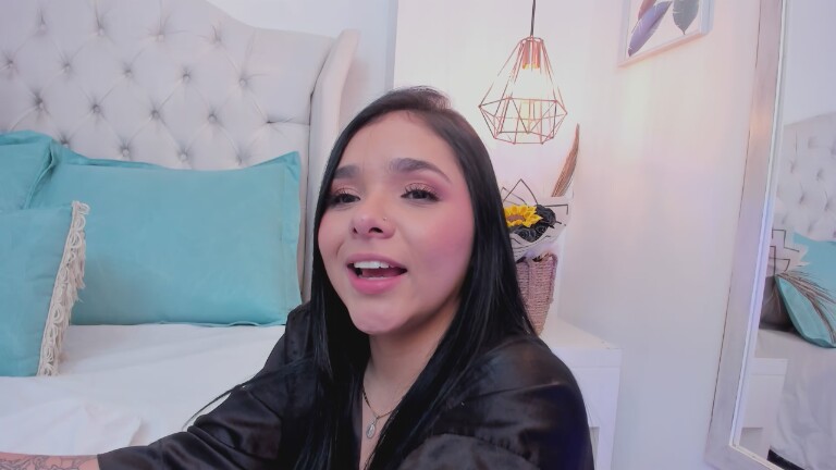 StephanieRamirez's Streamate show and profile