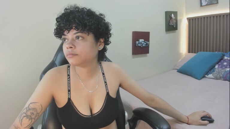 Sasha_Venom's Streamate show and profile