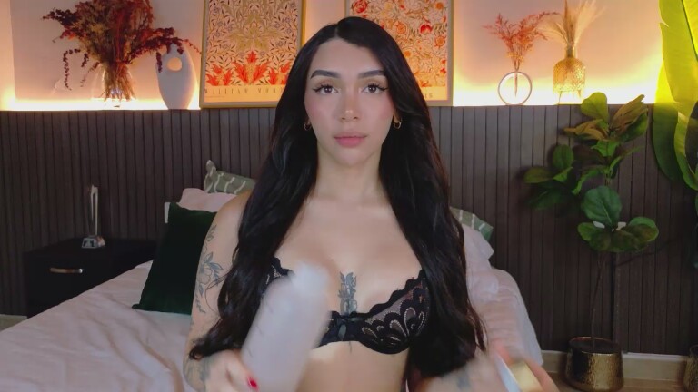 JadeGrantt's Streamate show and profile